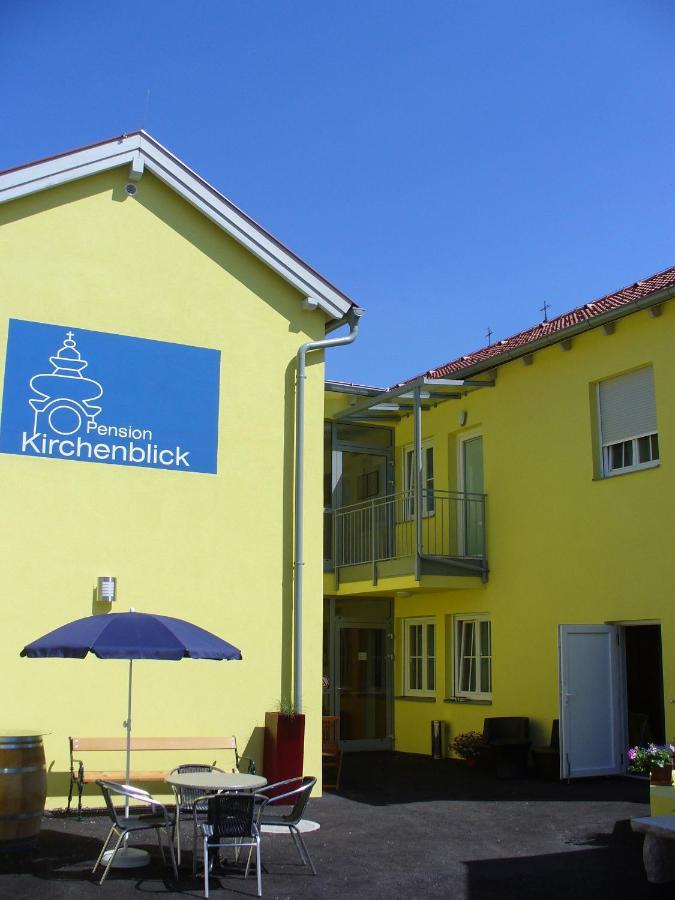 Pension Kirchenblick Tulln An Der Donau Exterior photo